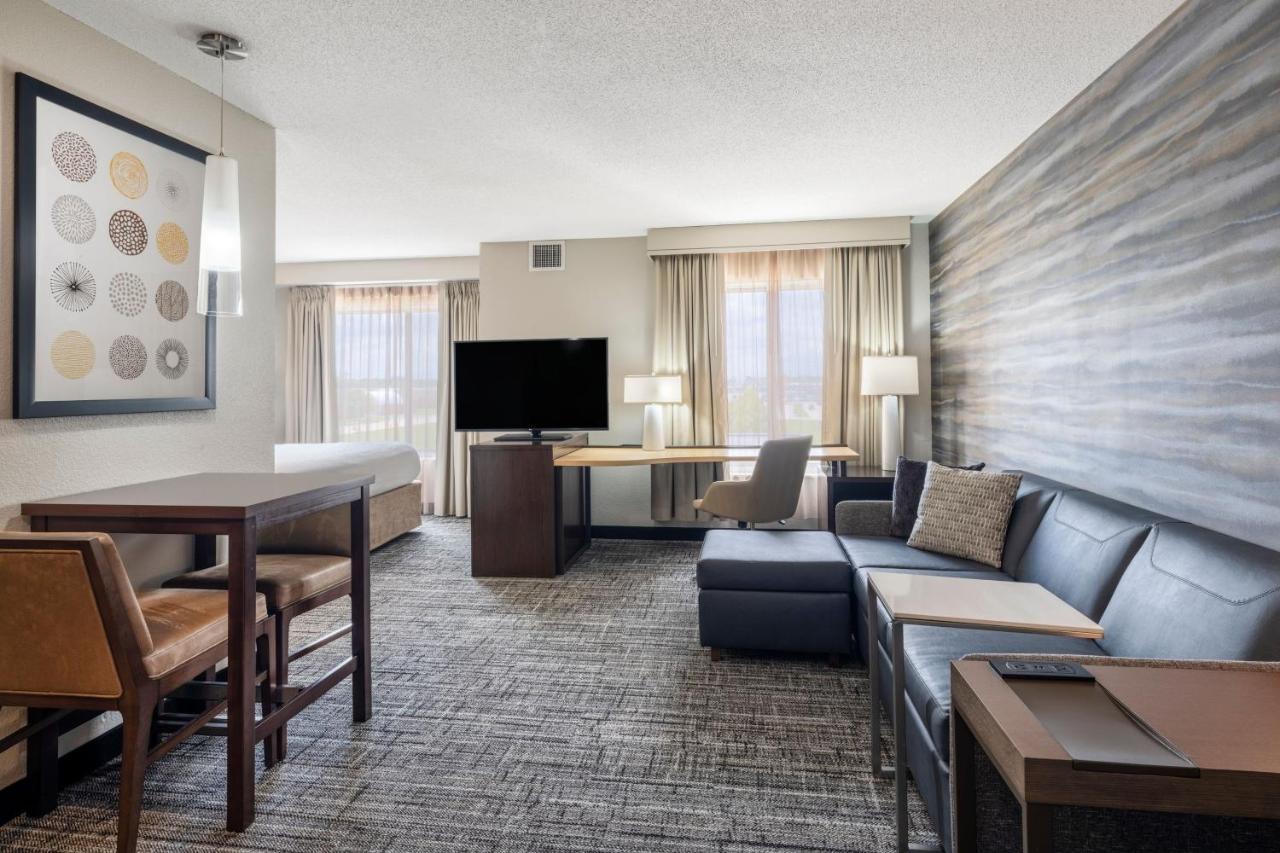 Residence Inn By Marriott Bloomington Exterior foto
